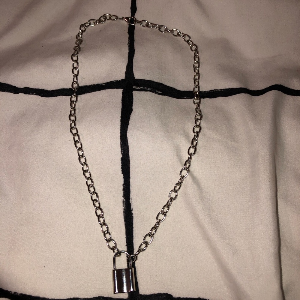 lock chain